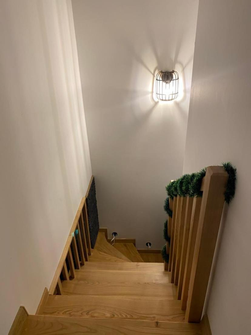 Jaskowa Chata Bieszczady Apartament Z Basenem Baligród Kültér fotó