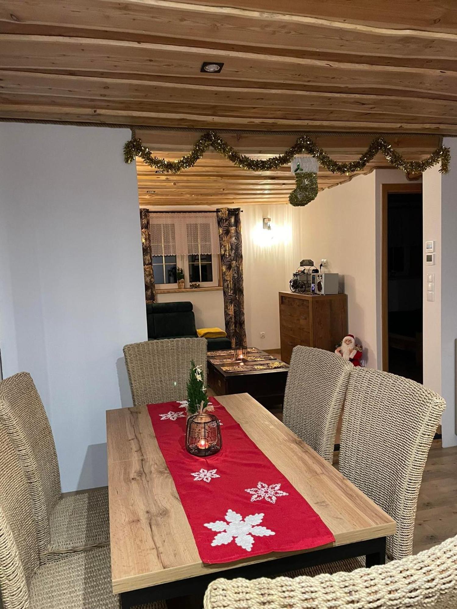 Jaskowa Chata Bieszczady Apartament Z Basenem Baligród Kültér fotó